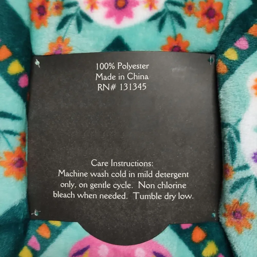 Dia De Los Muertos Sugar Skull Plush Throw Blanket & Gift Set